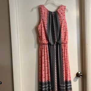 Women’s maxi dress. Size 8